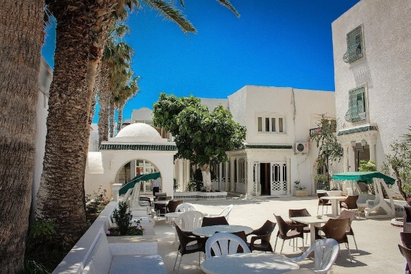 Hotel Emira (Bi'r Bū Ruqbah)